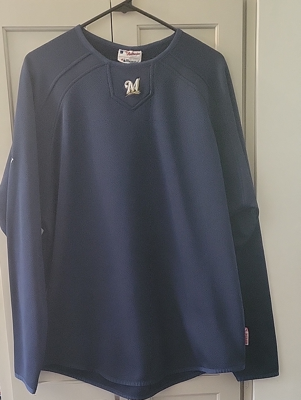 Majestic Navy Milwaukee Brewers Embroidered 'M' Logo Pullover